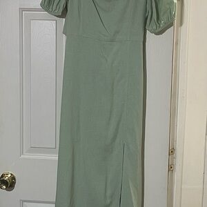 Elegant Green Maxi Dress